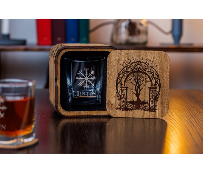 Personalized whiskey gift set Valhalla gate