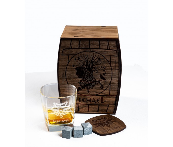 Personalized Whiskey Gift Set Game Hero