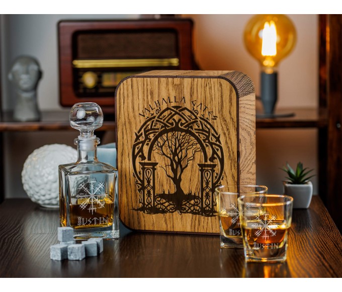 Personalized decanter gift set